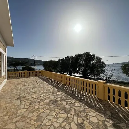 Caserma Regina Apartment Gourna