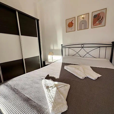 Caserma Regina *